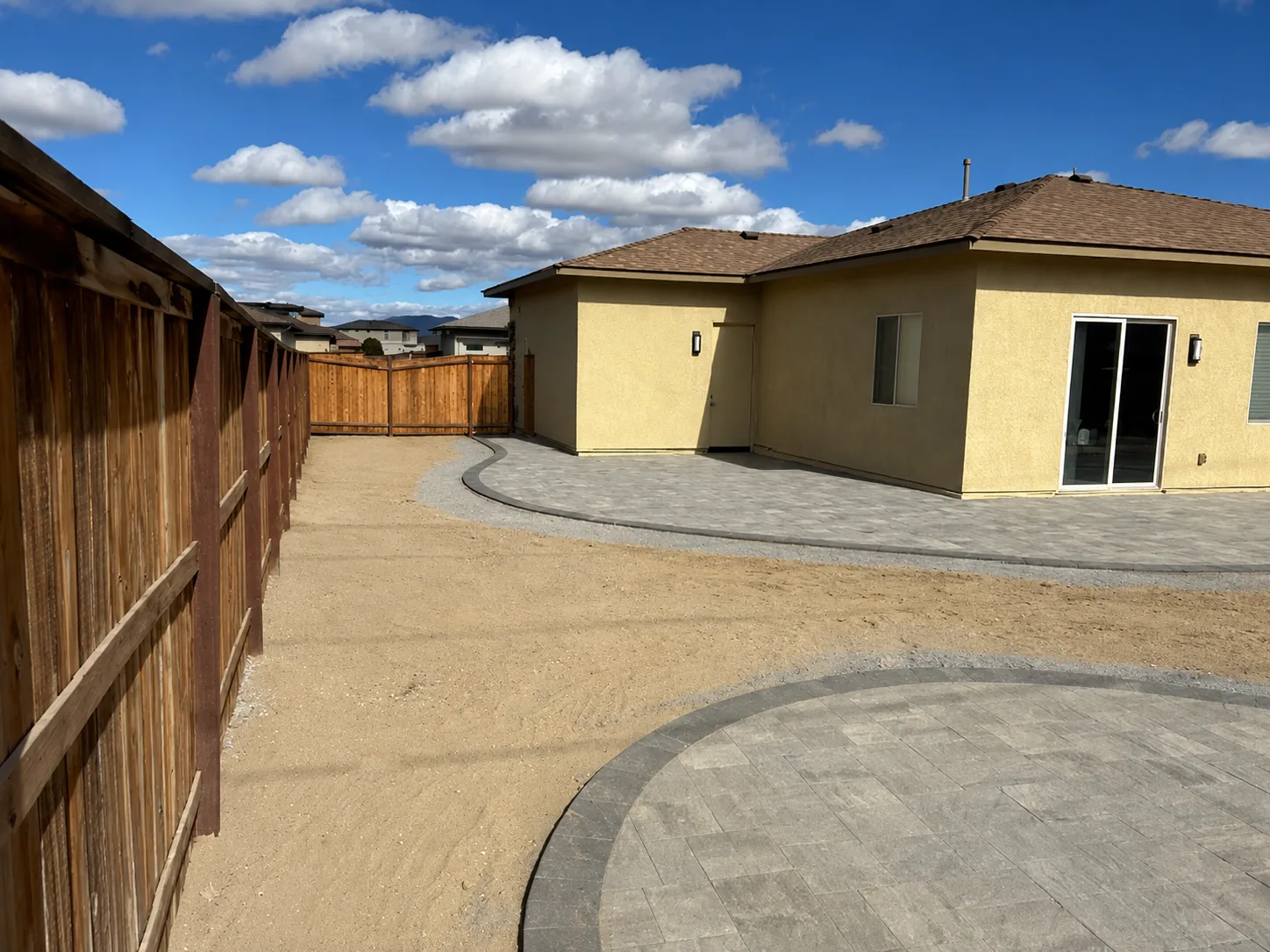 Patio pavers project photo